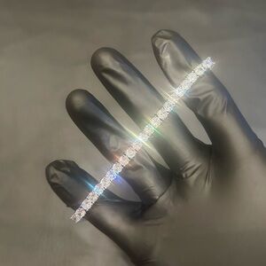 Brand New Silver 5mm Tennis Bracelet 7 Inch VVS1 Moissanite